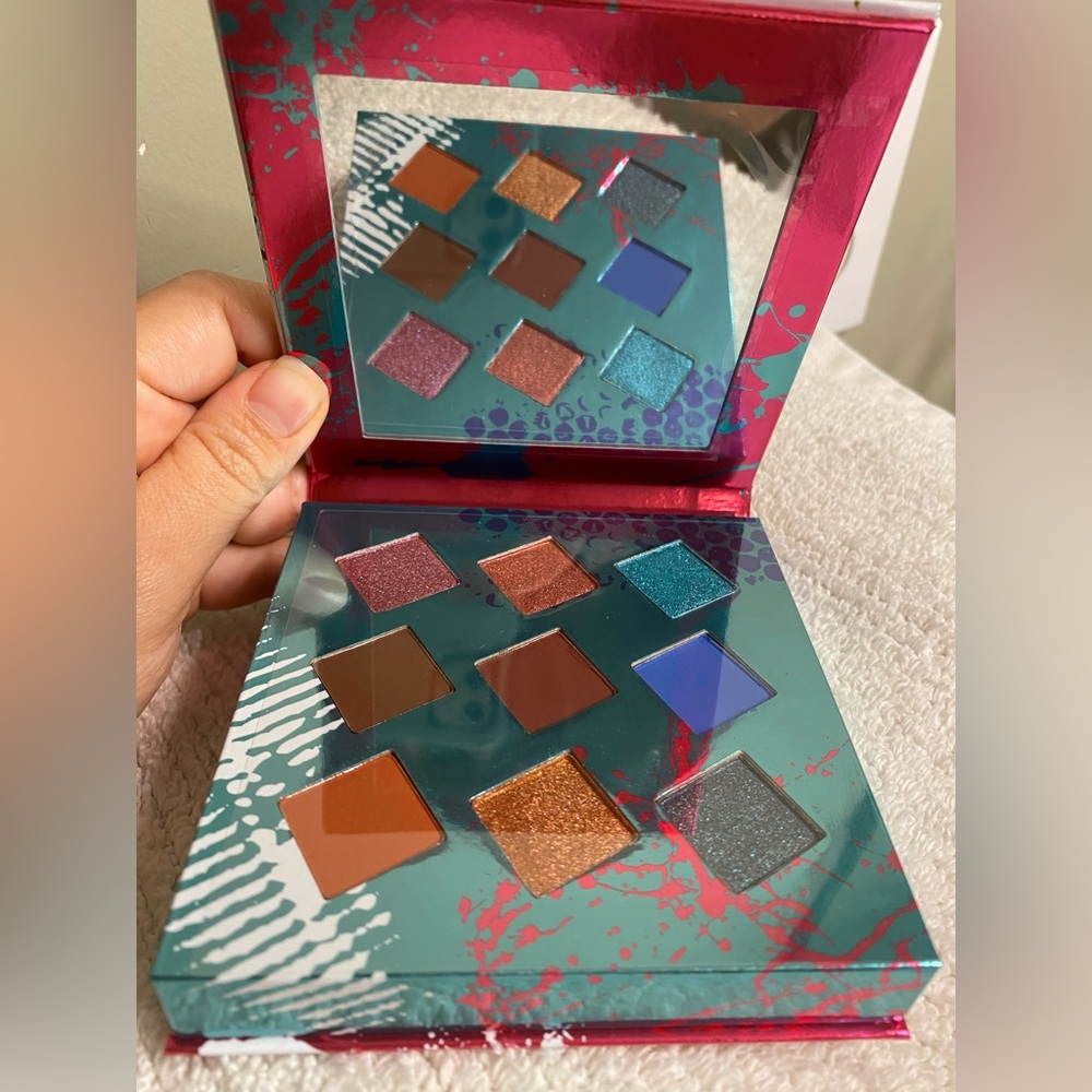 Hank & Henry Beauty Living in Color Eyeshadow Palette